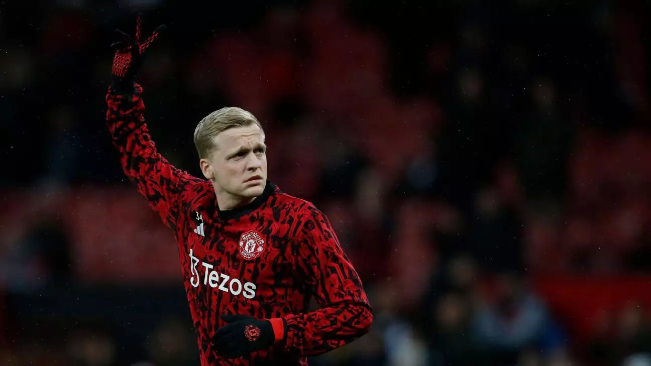 Donny van de Beek Set for Loan Move to Eintracht Frankfurt