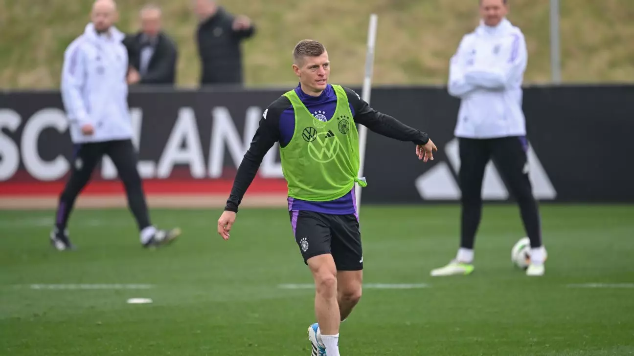 German Midfielder Toni Kroos Considers National Team Future and Real Madrid Deal