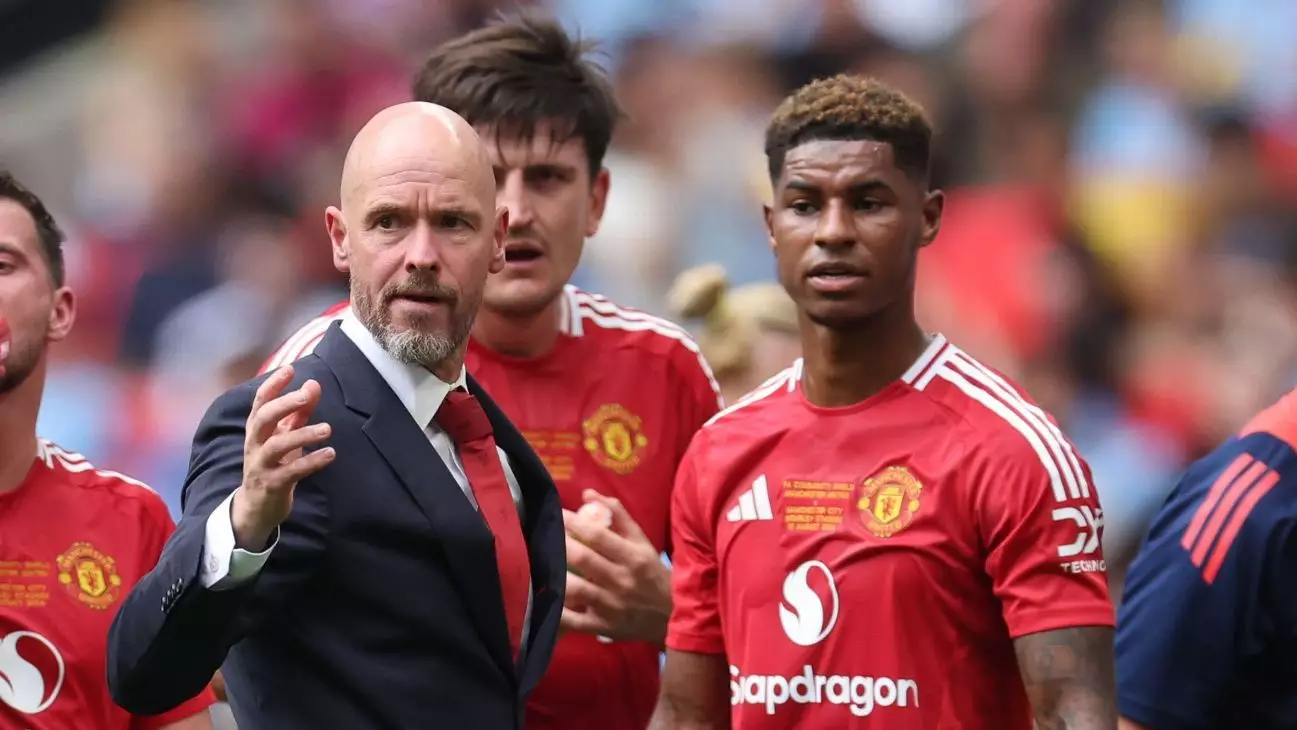 The Intricacies of Team Dynamics: Erik ten Hag Responds to Speculation on Marcus Rashford’s Bench Decision